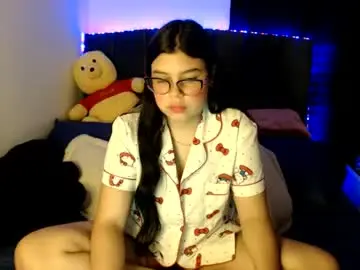Ela_lovely  live sex cam
