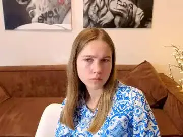 Just_l0ve_me  live sex cam