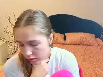 Just_l0ve_me  live sex cam