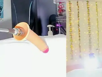 Kitty__rosse__  live sex cam