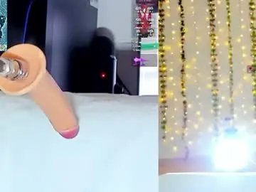 Kitty__rosse__  live sex cam