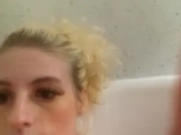 Mommdragon479  live sex cam