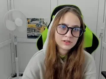 Nillivelour  live sex cam