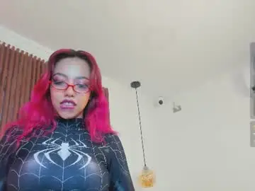 Rosevelvet11  live sex cam