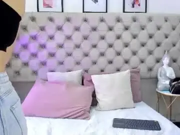 Anniemartineez  live sex cam
