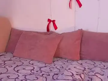 Britneyswiss  live sex cam