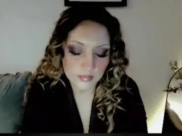 Cherrieamaretto  live sex cam
