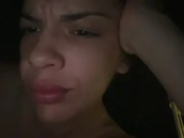 Cristal237  live sex cam