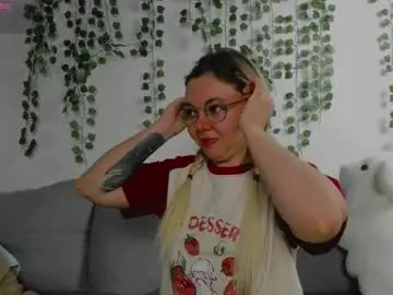 Hot_babayaga  live sex cam