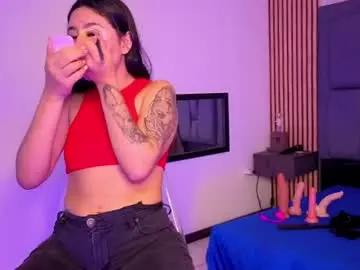 Karamoss  live sex cam