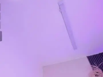 Kitty_blueee  live sex cam