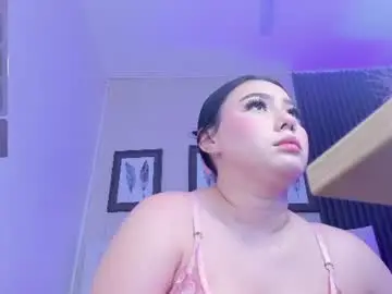 Kitty_blueee  live sex cam