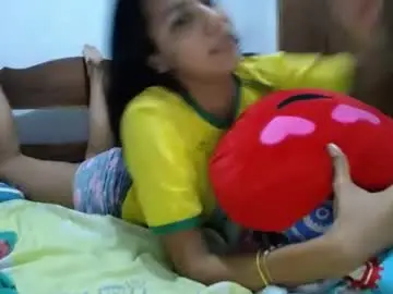 Kushandcrill  live sex cam