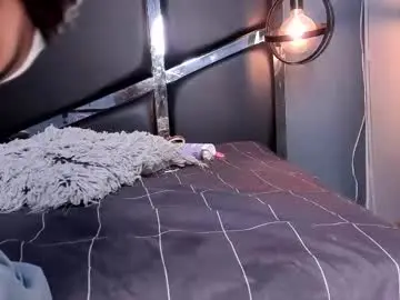 Melissa_23_  live sex cam