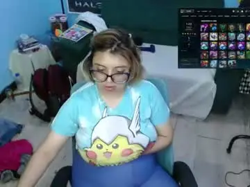 Ohmysqueak  live sex cam