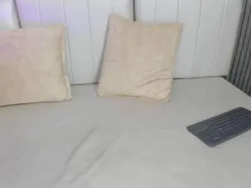 Pamela_skinnysexy  live sex cam