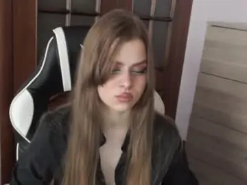 Redhead_rabbit  live sex cam