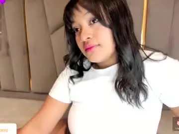 Saramagiic  live sex cam