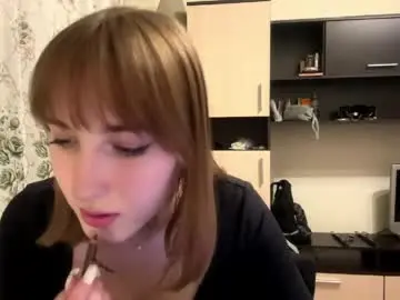 Tomokosturgeon  live sex cam