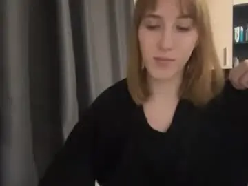 Tomokosturgeon  live sex cam