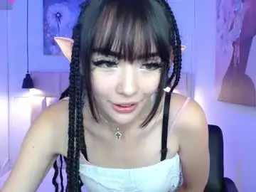 Bastet_33  live sex cam