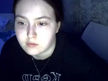Charmingggirl  live sex cam