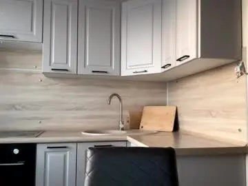 Ilianaportwood  live sex cam