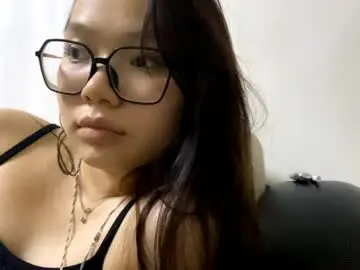 Latoshalawlis  live sex cam
