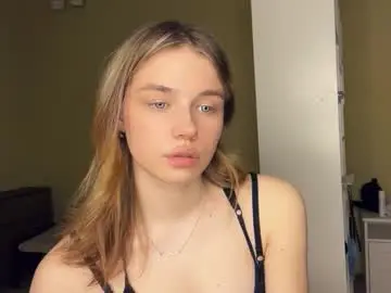 Laurineleconey  live sex cam