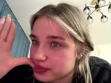 Laurineleconey  live sex cam