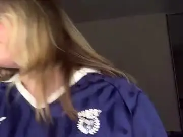 Laurineleconey  live sex cam