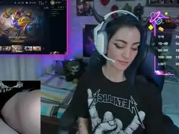 Mature_gamer  live sex cam