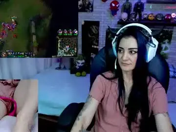Mature_gamer  live sex cam