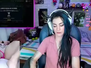 Mature_gamer  live sex cam