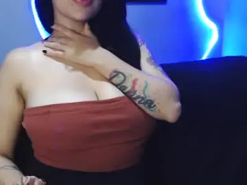 Milla_bellaa_  live sex cam