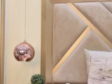 Naomimoretti  live sex cam