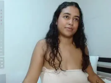 Samyathome  live sex cam