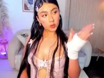 Bella_rochee  live sex cam