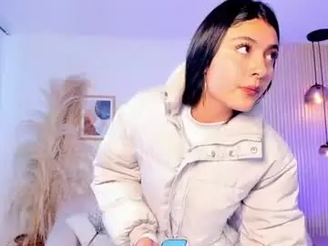 Bella_rochee  live sex cam