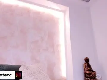 Charlote_zc_  live sex cam