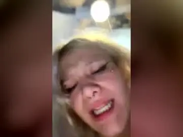 Layaxoxo  live sex cam