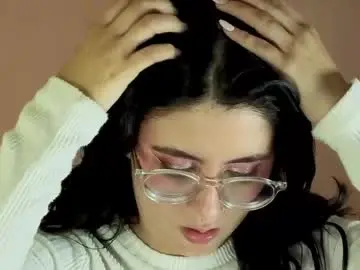 Lillianderson  live sex cam