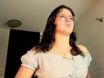 Lillianderson  live sex cam