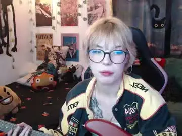 Lovely_cass  live sex cam