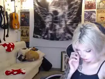 Lovely_cass  live sex cam