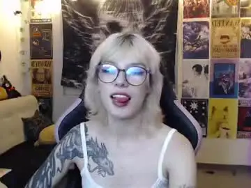 Lovely_cass  live sex cam