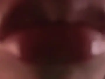 Salt_mira  live sex cam