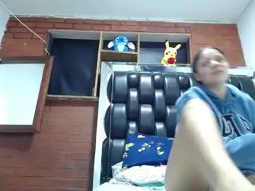 Zoe18rd  live sex cam