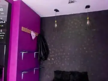 Aisha_luxx  live sex cam