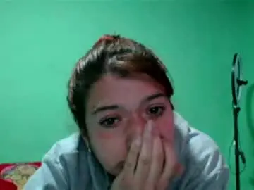Aleja_red  live sex cam